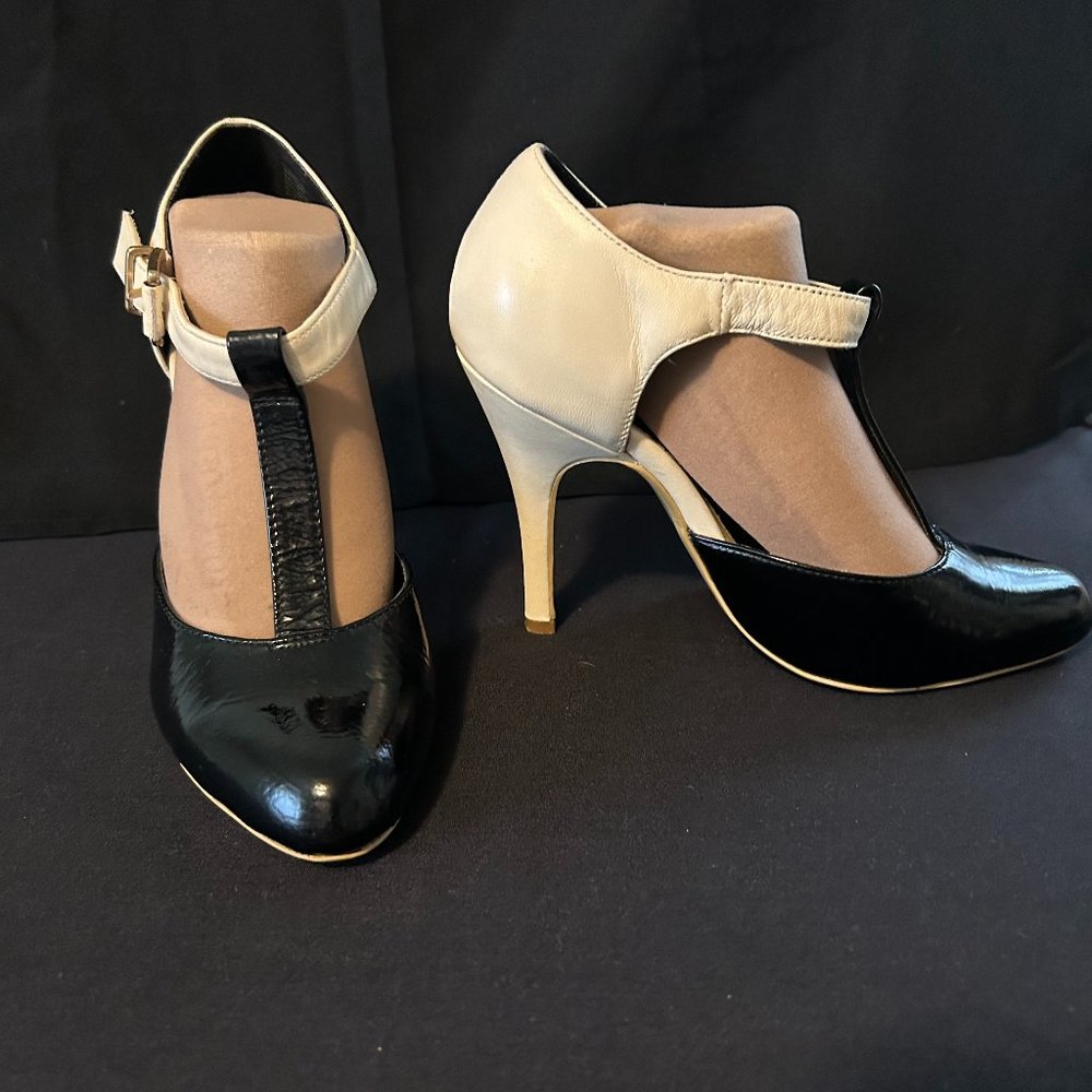 Colin Stuart Cream/Black T-Strap Heeled Shoes Size 7B